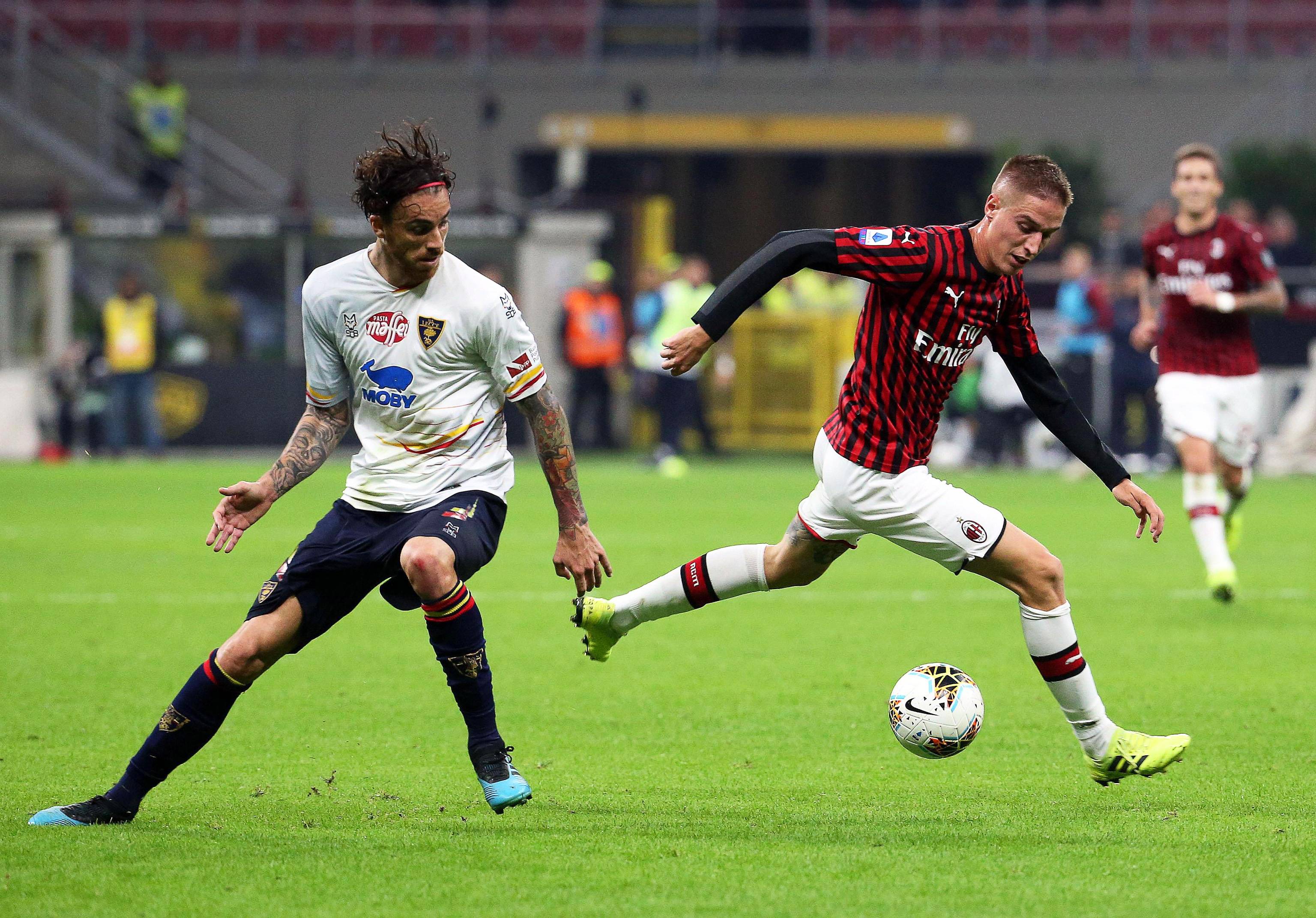 尤文图斯中场发挥出色,中路传球精准串联进攻的简单介绍 尤文图斯中场发挥出色,中路传球精准串联进攻的简单介绍