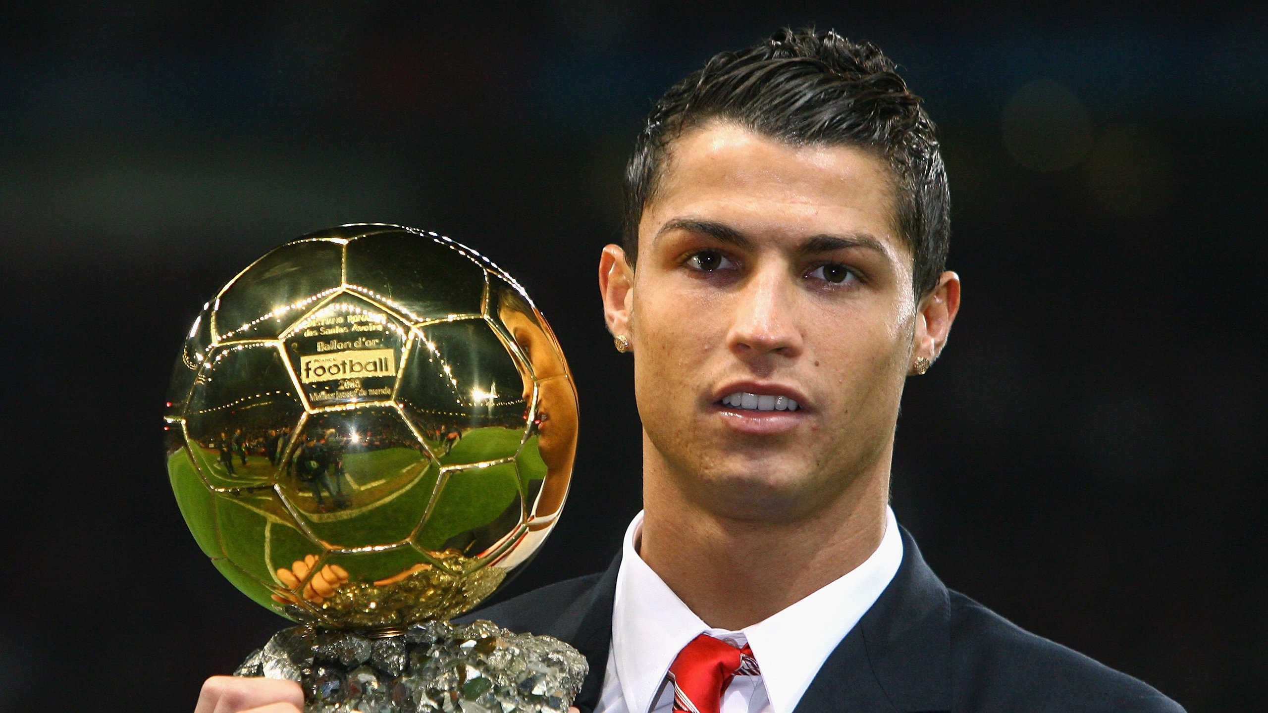 绝杀之夜,许昕扛起全队,中韩乒乓对决背后的孤勇与担当